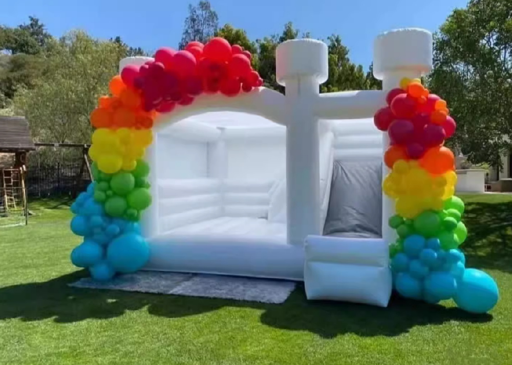 3-6m Inflatable white wedding jumping bed European and American children's party trampoline castle tent shooting photography background beauty props